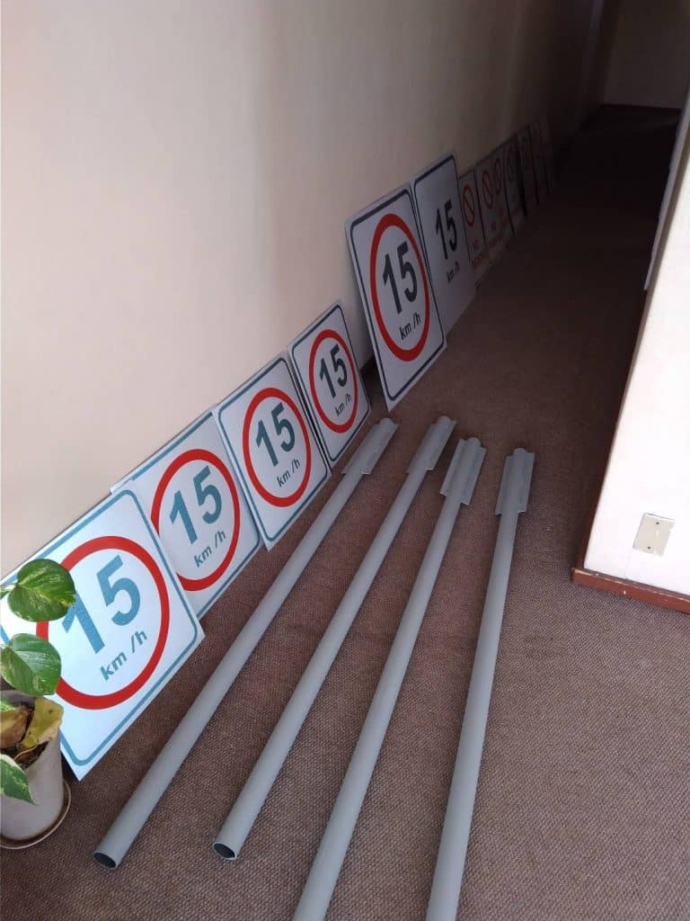 Different Types of Signage - A Guide to the Different Options List
